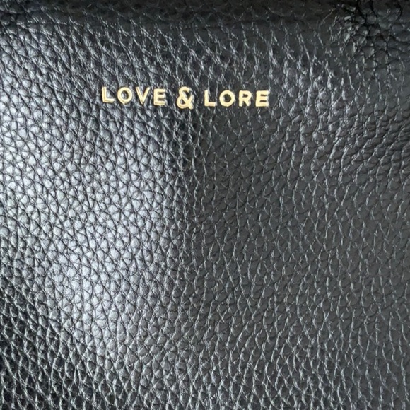 Love & Lore Everywhere Crescent black Tote Bag Slouchy Silhouette Vegan Leather - Picture 3 of 5
